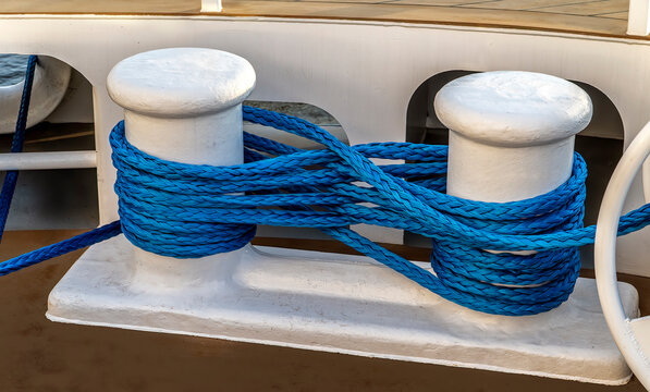 Top Mooring Equipment Manufacturers and Suppliers in Canada
